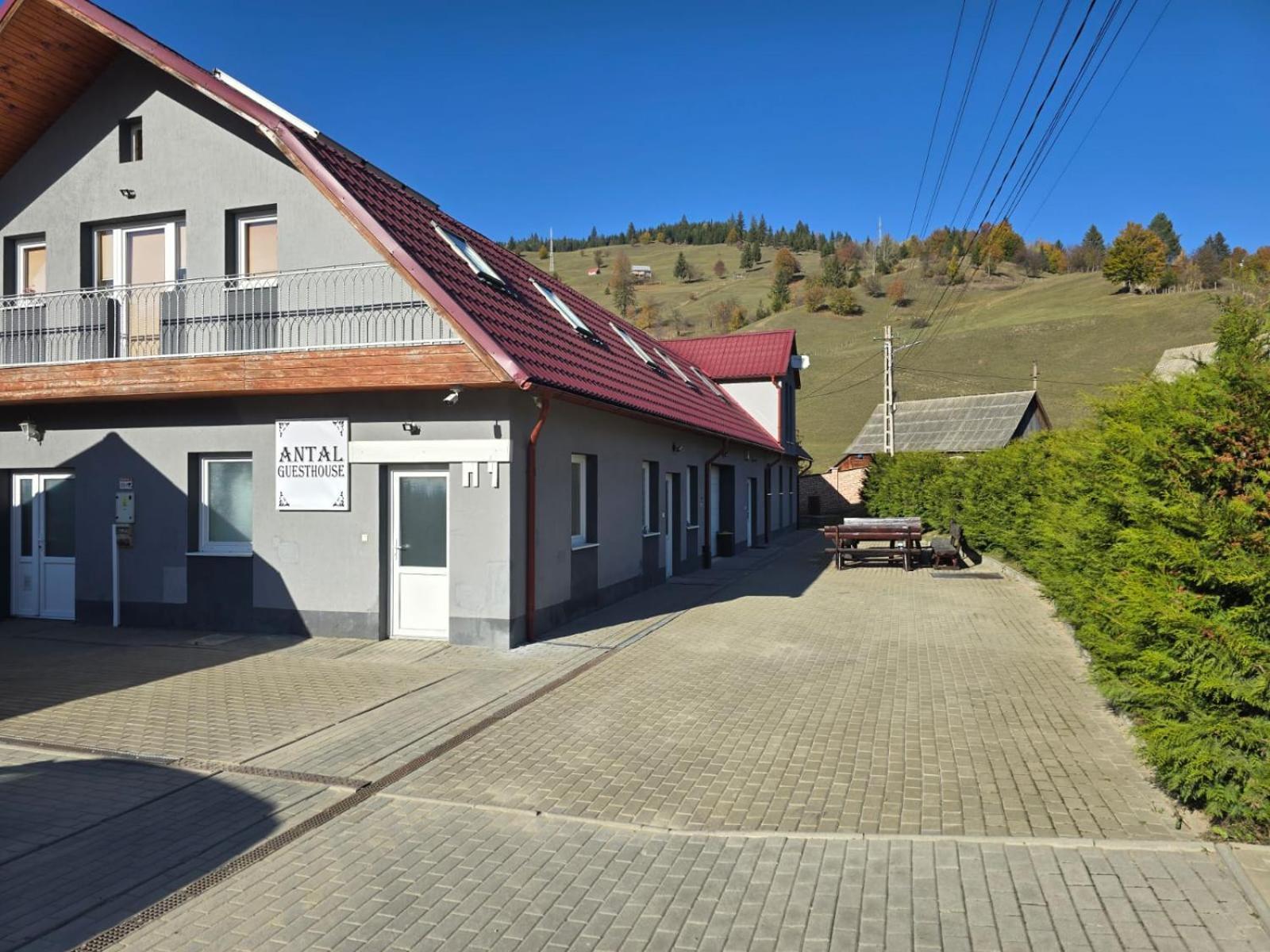 Antal Guesthouse Ghimes-Faget Экстерьер фото